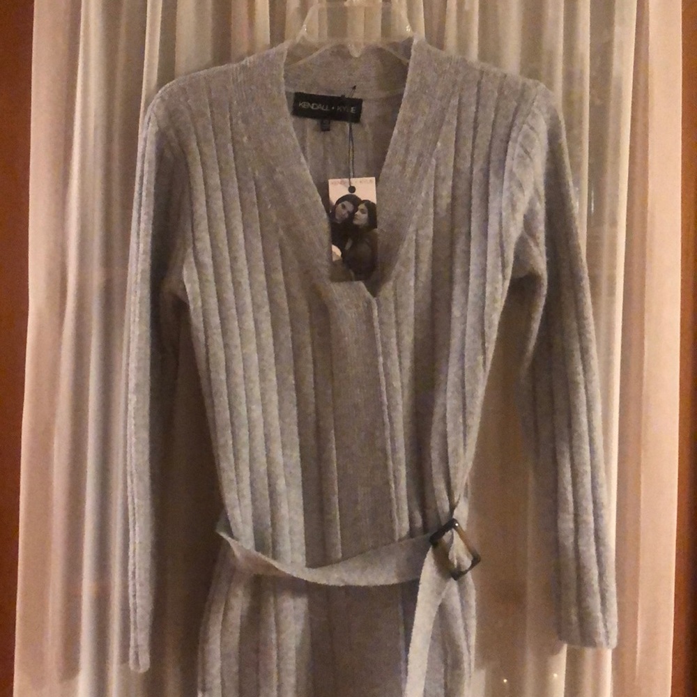 Very cute Kendall & Kylie sweater dress
